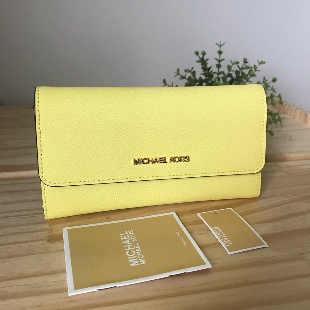 Michael Kors walle🎈🎈